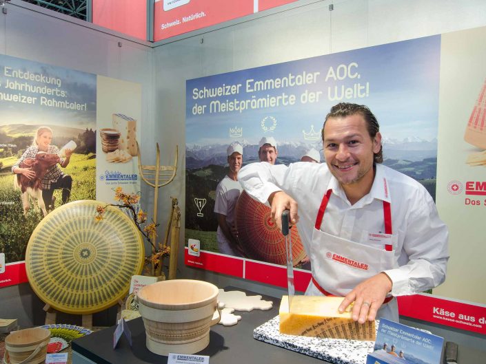 Switzerland-Cheese-Emmentaler